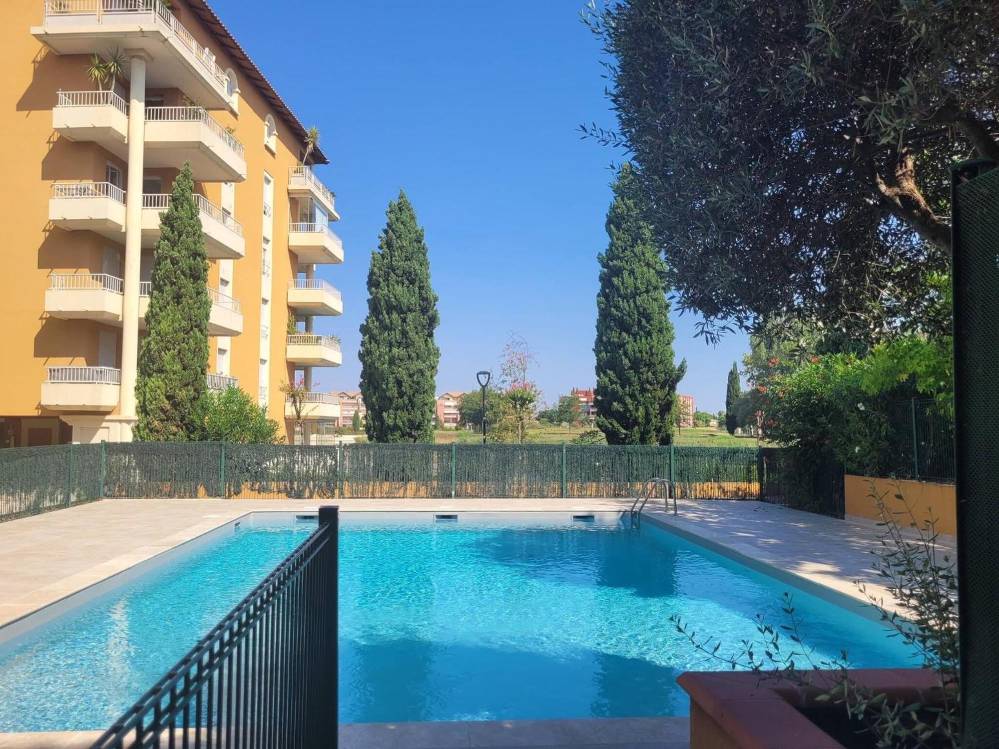 Le Jardin D'Hugo Apartment Lattes Exterior photo