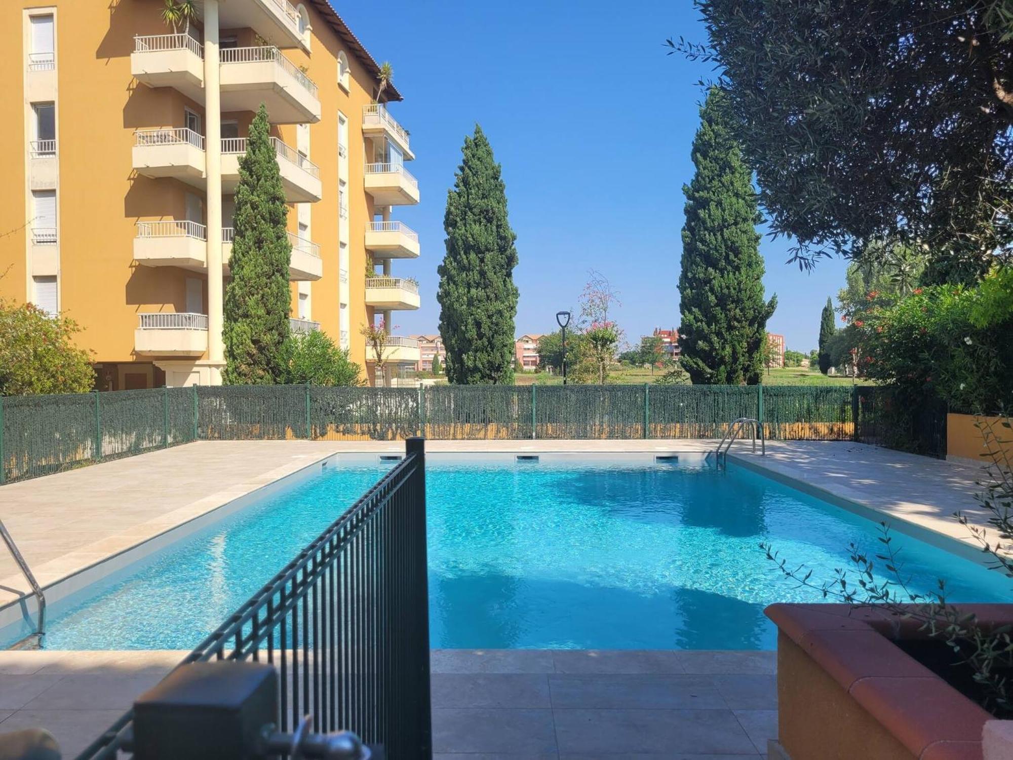 Le Jardin D'Hugo Apartment Lattes Exterior photo