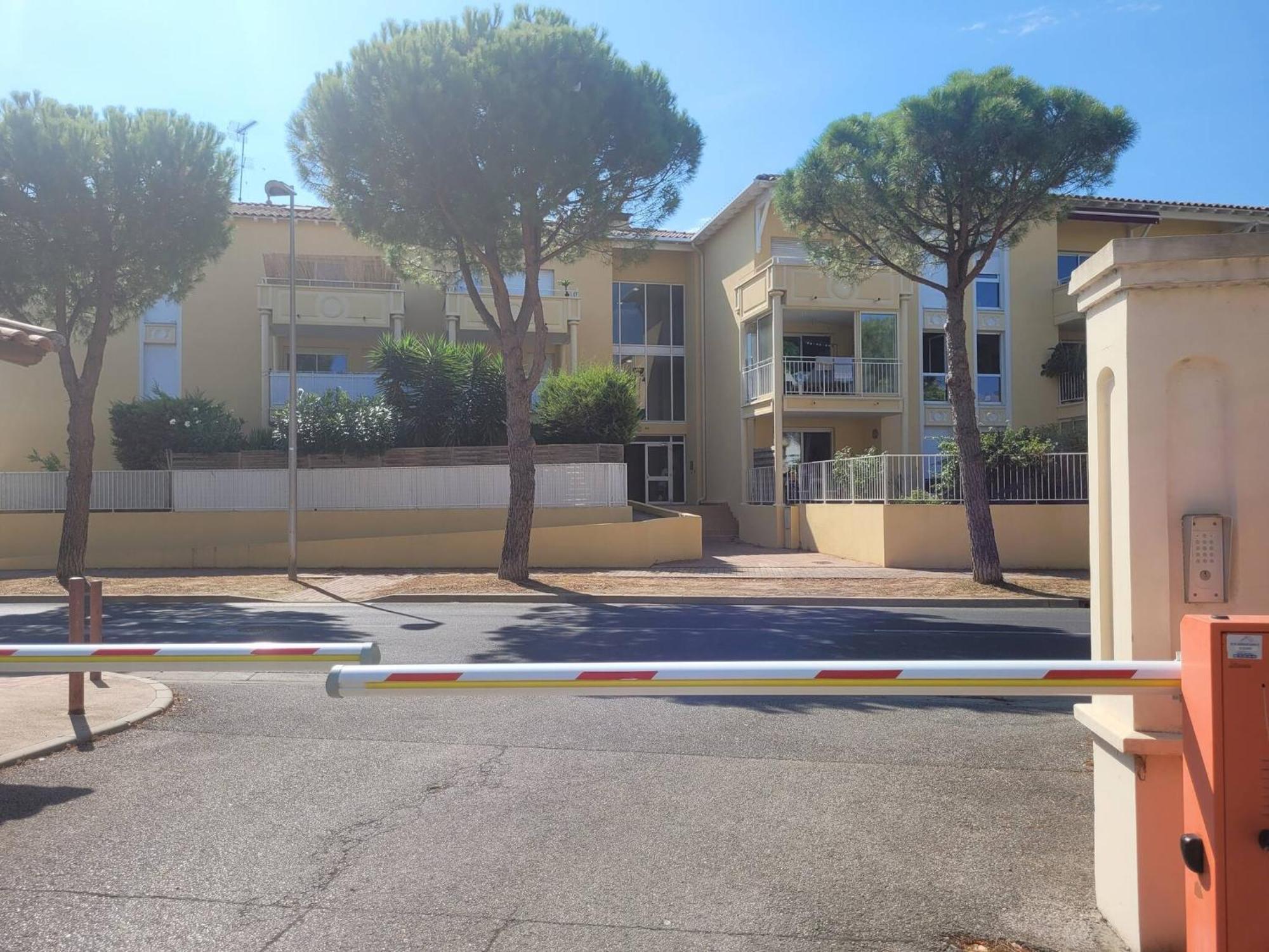 Le Jardin D'Hugo Apartment Lattes Exterior photo